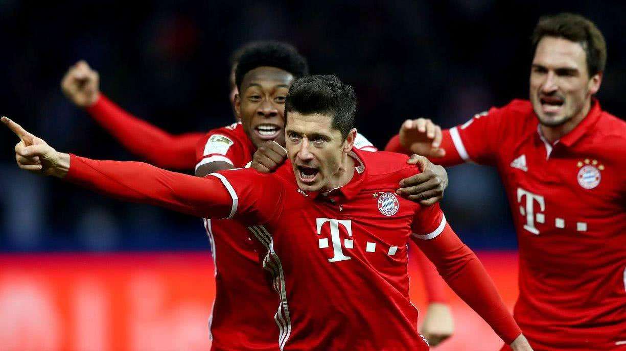 TA：拜仁一月有合适报价允许博伊离队 俱乐部将续约基亚拉（TA：一月若获合适报价，拜仁将放行博伊；俱乐部将与基亚拉续约）