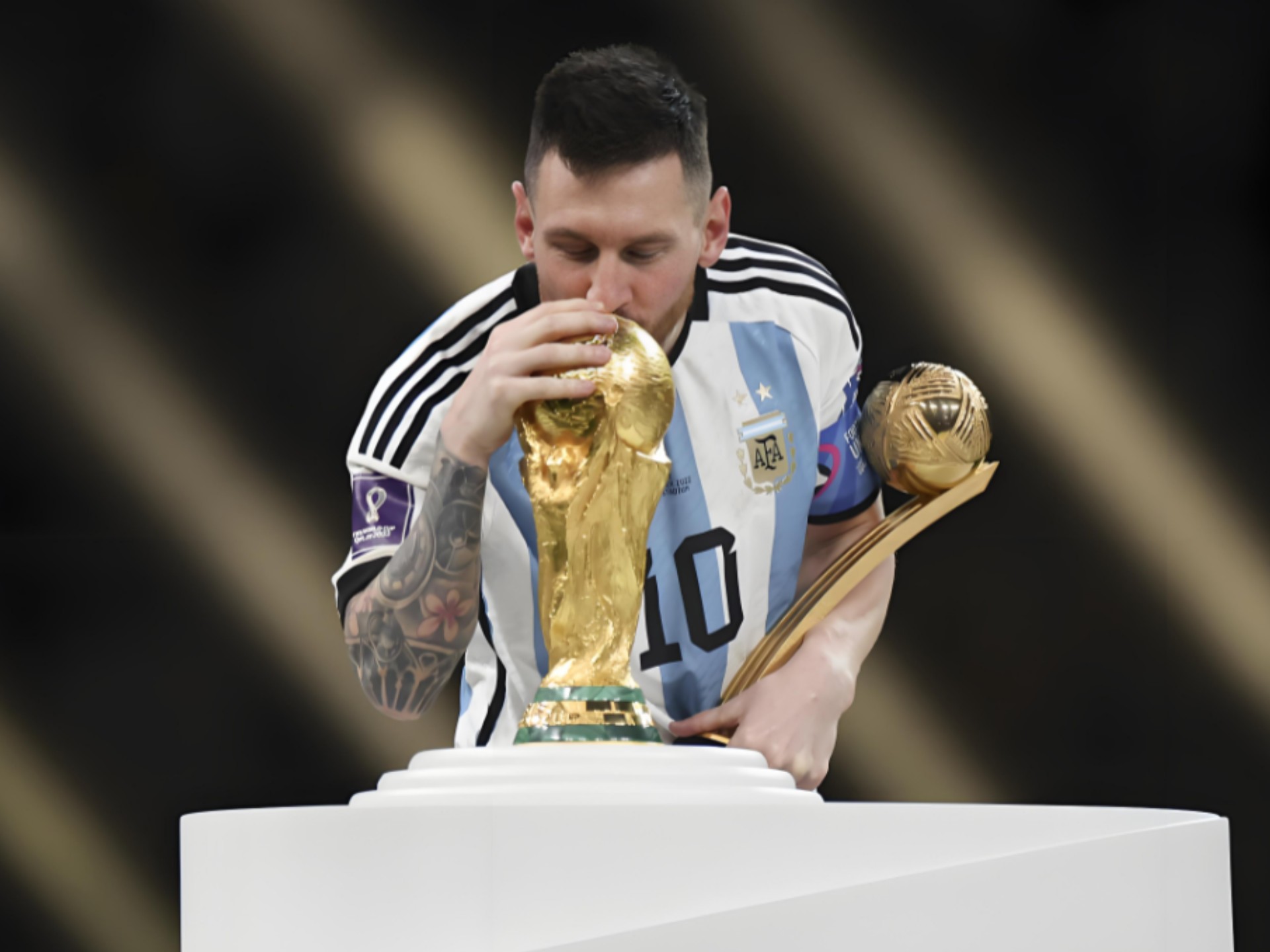 替补球员爆发助球队锁胜